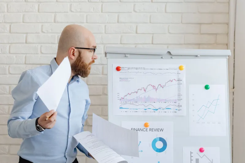 Reading the Market Before It Moves: How Predictive Analytics Is Reshaping Corporate Strategy
